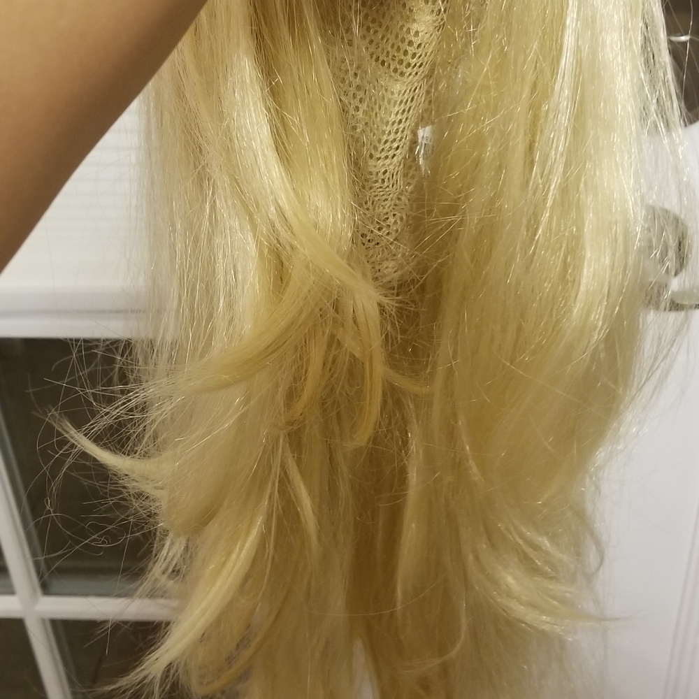 Hot Honey Blonde wig